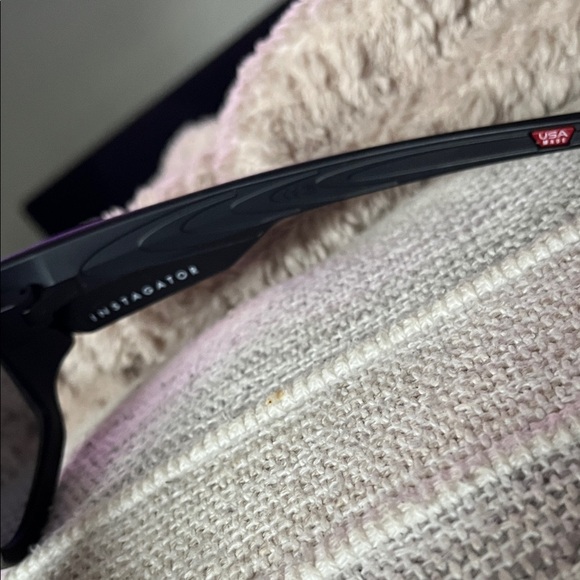 Oakley Matte Black Sunglasses INSTAGATOR - Picture 4 of 5